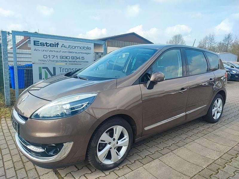 Gebraucht Renault Scénic III Dynamique 131 PS (96 kW) 2012 Braun Van / Kleinbus