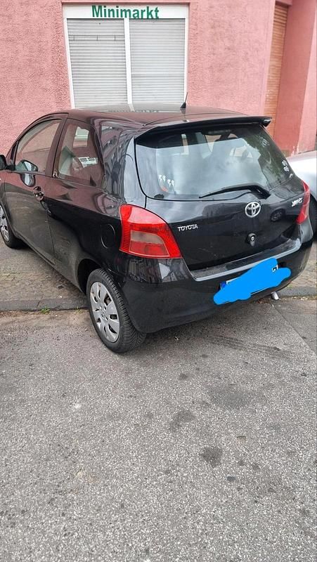 Schwarz Gebraucht 2006 Toyota Yaris Kleinwagen | 1.300 € (Fairer Preis) - Bild 1/4