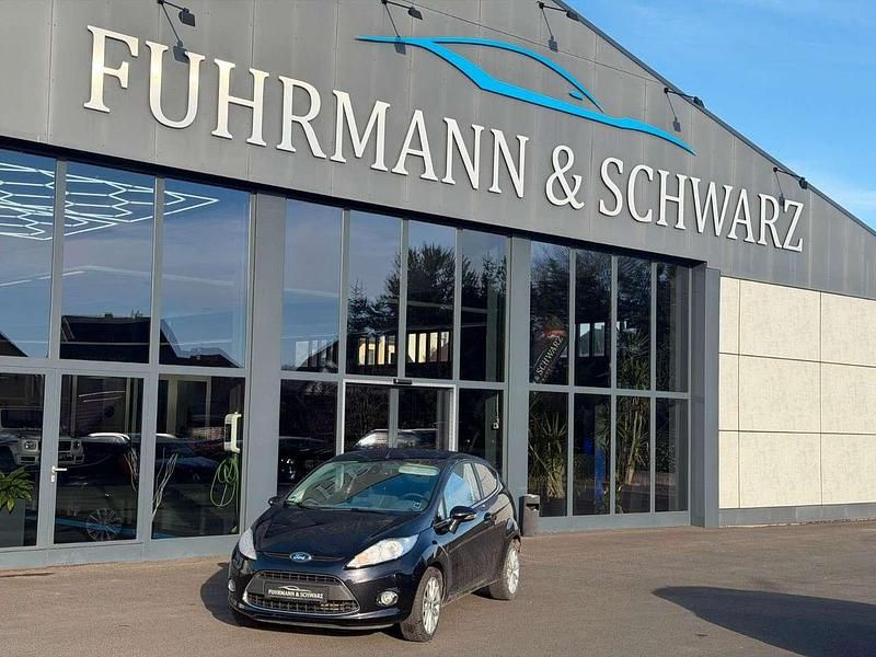 Gebraucht Ford Fiesta Titanium 97 PS (71 kW) 2011 Schwarz Kleinwagen