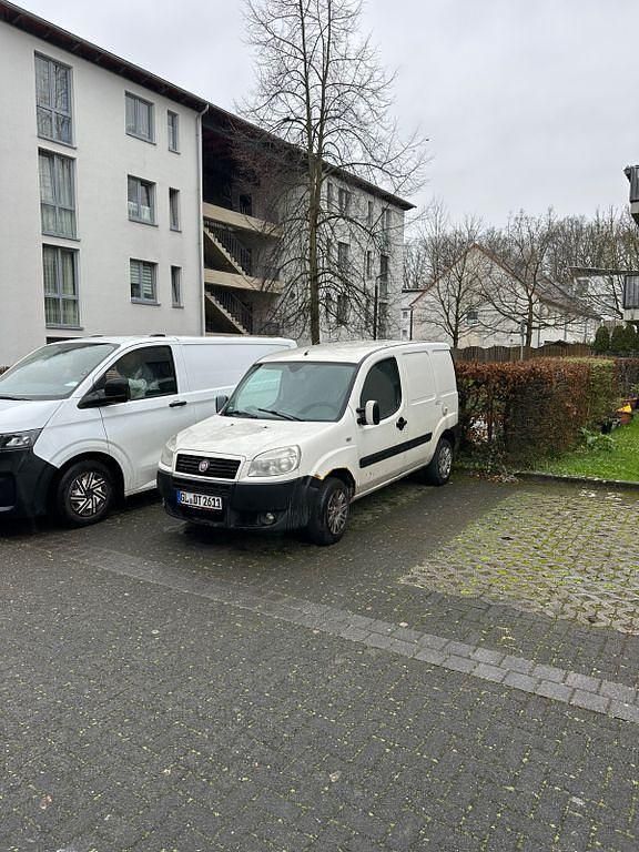 Gebraucht Fiat Doblò Active 90 PS (66 kW) 2010 Weiß Van / Kleinbus