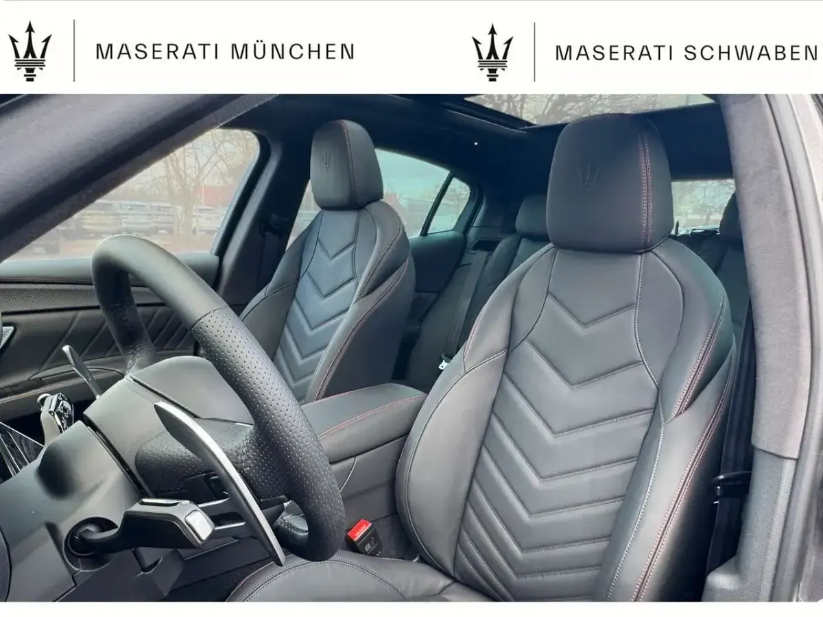 Neu Maserati Grecale 530 PS (389 kW) 2026 Grigio lava SUV