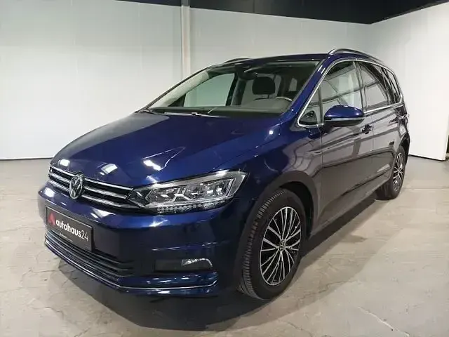 Gebraucht VW Touran Highline 150 PS (110 kW) 2023 Blau Van / Kleinbus