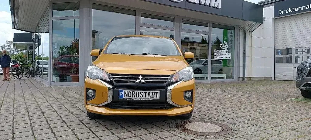 Gebraucht Mitsubishi Space Star Select+ 71 PS (52 kW) 2024 Gelb Kleinwagen