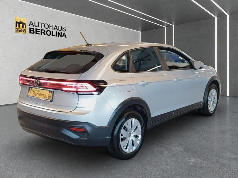 Gebraucht VW Taigo Basis 95 PS (69 kW) 2024 Silber SUV