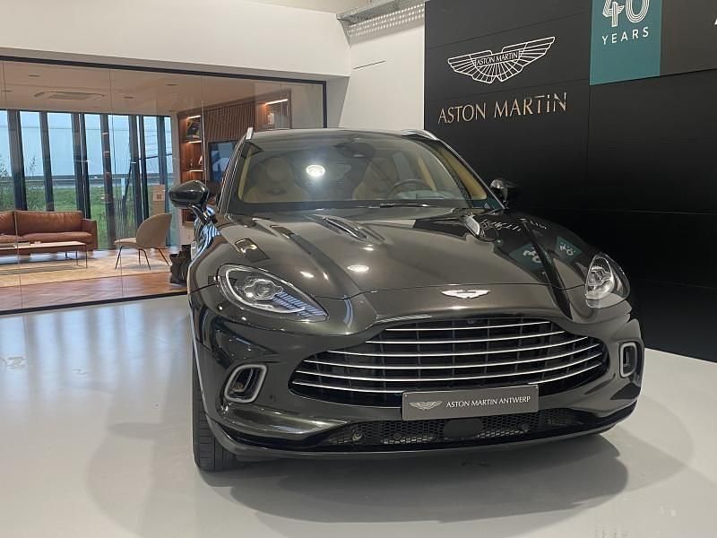 Gebraucht Aston Martin DBX 551 PS (405 kW) 2021 Grün SUV