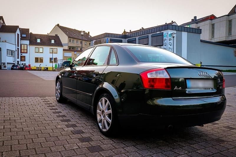 Gebraucht Audi A4 S-Line 131 PS (96 kW) 2001 Grün Limousine