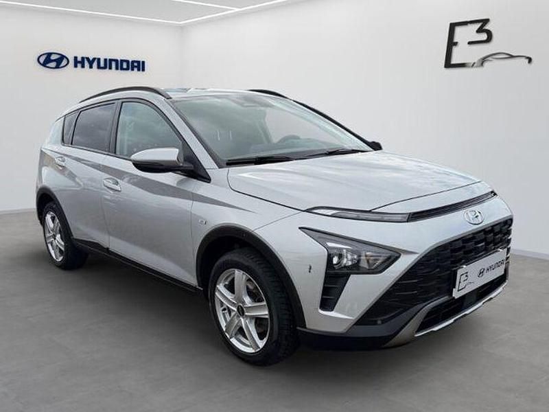 Gebraucht Hyundai Bayon Select 101 PS (74 kW) 2021 Sleek silver / met SUV