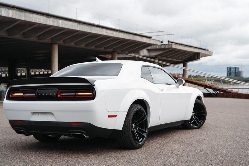 Gebraucht Dodge Challenger 385 PS (283 kW) 2018 Weiß Coupé