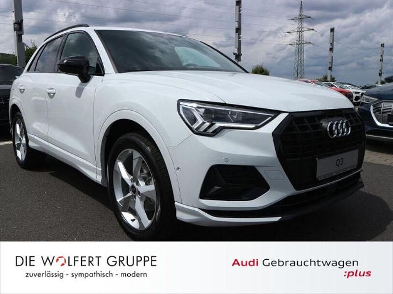 Gebraucht Audi Q3 Advanced 150 PS (110 kW) 2023 Gletscherweiß metallic SUV