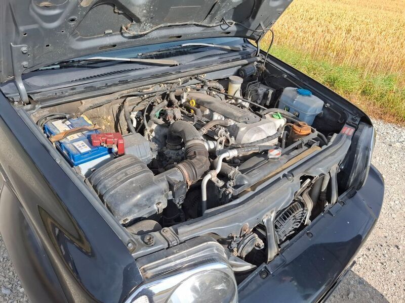 Schwarz Gebraucht 2010 Suzuki Jimny Comfort SUV | 3.999 € (Superpreis) - Bild 1/4