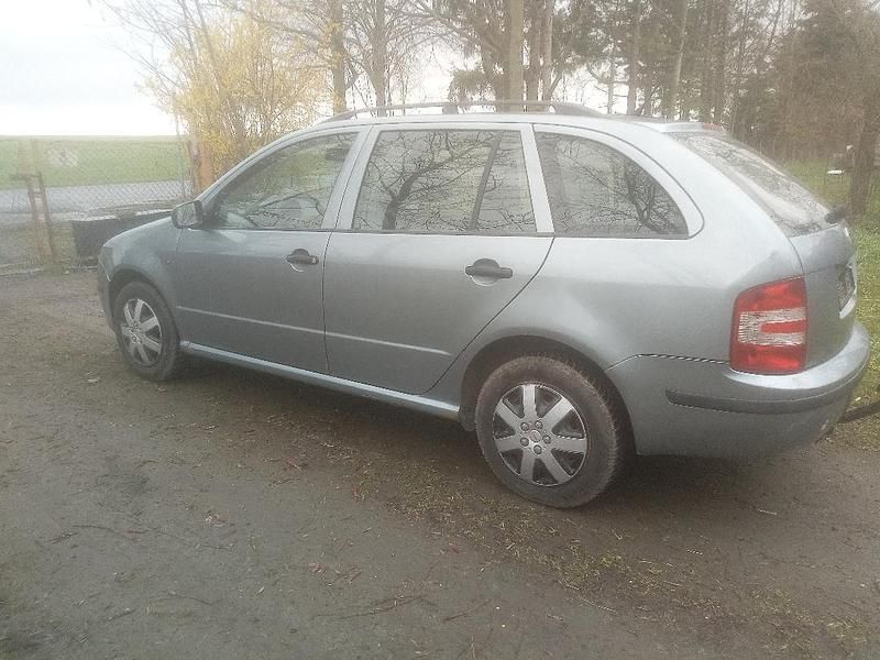 Gebraucht Skoda Fabia 75 PS (55 kW) 2005 Blau Kombi