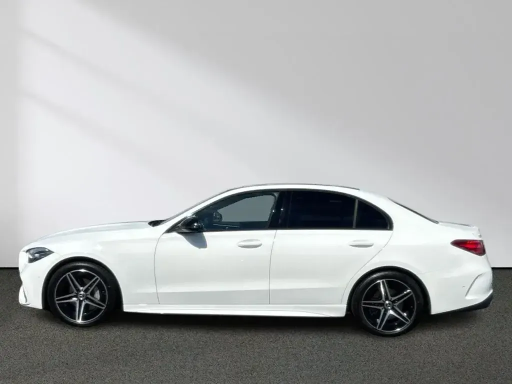 Gebraucht Mercedes C200 AMG line 163 PS (119 kW) 2026 Weiß Limousine