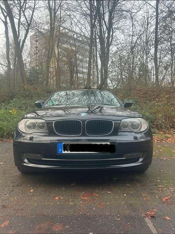 Gebraucht BMW 118 Lifestyle 143 PS (105 kW) 2012 Kleinwagen