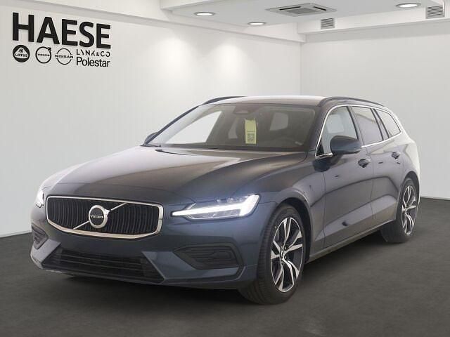 Denim blue / metallic Gebraucht 2024 Volvo V60 Core Kombi | 35.150 € (Guter Preis) - Bild 1/2