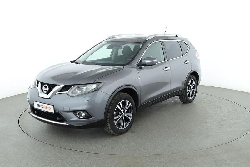 Grau Gebraucht 2015 Nissan X-Trail Acenta SUV | 14.120 € (Fairer Preis) - Bild 1/3