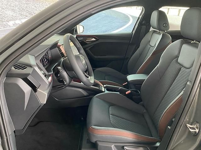 Gebraucht Audi A1 Design 116 PS (85 kW) 2025 Grau SUV