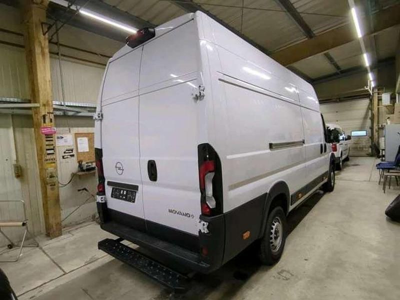 Gebraucht Opel Movano 200 kW (272 PS) 2024 B0npr/b0mp0 lackierung weiss i Van