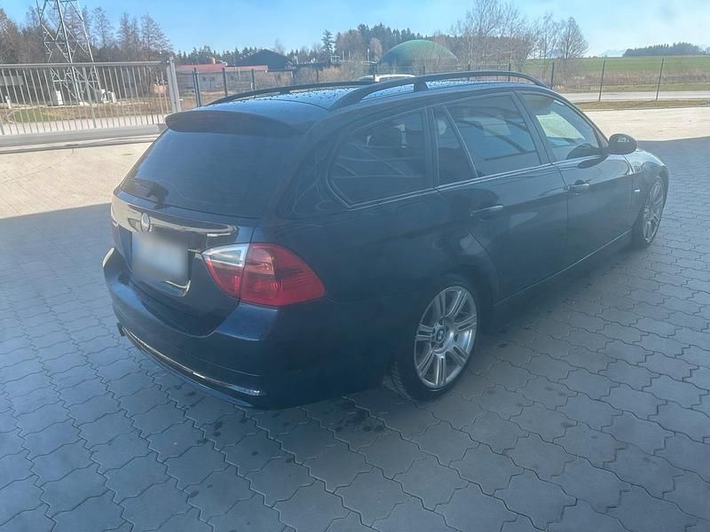 Gebraucht BMW 320 M Sport 163 PS (119 kW) 2007 Blau Kombi