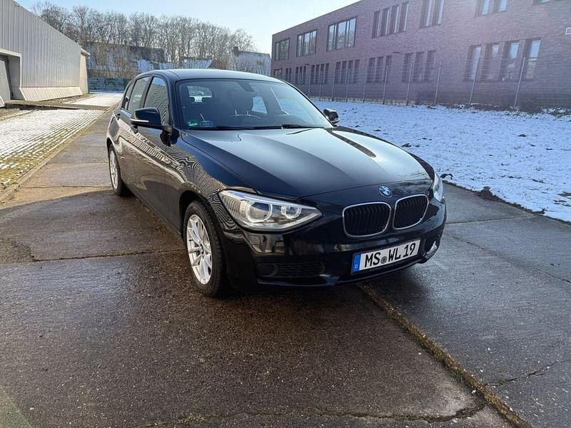 Gebraucht BMW 120 184 PS (135 kW) 2014 Schwarz Kleinwagen
