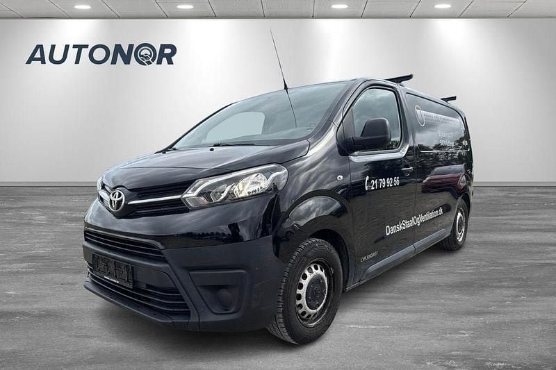 Schwarz Gebraucht 2017 Toyota Proace Van | 6.902 € (Fairer Preis) - Bild 1/4