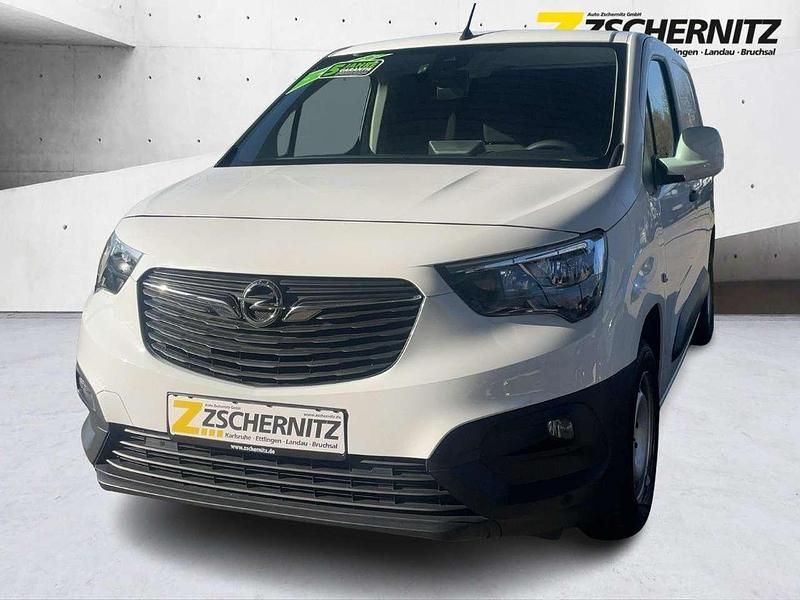 Gebraucht Opel Combo Edition 102 PS (75 kW) 2019 Jade weiss Van / Kleinbus