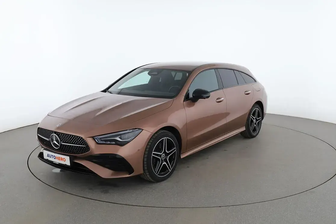 Gebraucht Mercedes CLA250e Shooting Brake AMG line 102 PS (75 kW) 2023 Kombi