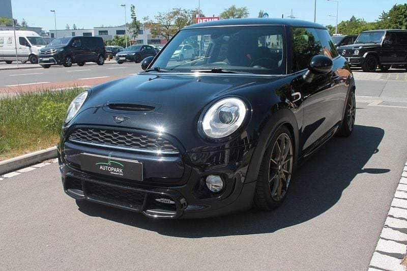 Schwarz Gebraucht 2017 Mini John Cooper Works Kleinwagen | 20.900 € (Fairer Preis) - Bild 1/4