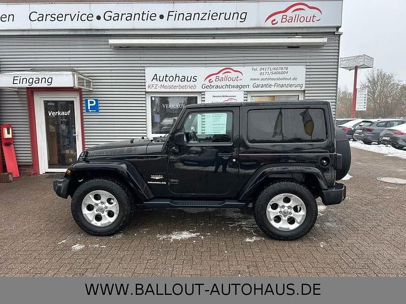 Gebraucht Jeep Wrangler Unlimited Sahara 200 PS (147 kW) 2015 Schwarz SUV