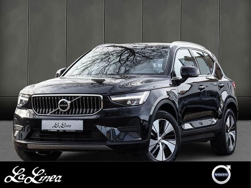 Schwarz Gebraucht 2022 Volvo XC40 SUV | 29.850 € (Superpreis) - Bild 1/3