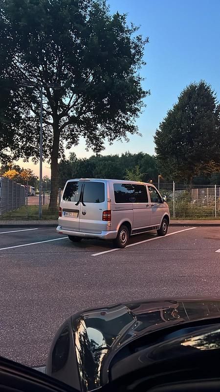 Silber Gebraucht 2005 VW T5 Van | 21.500 € - Bild 1/4