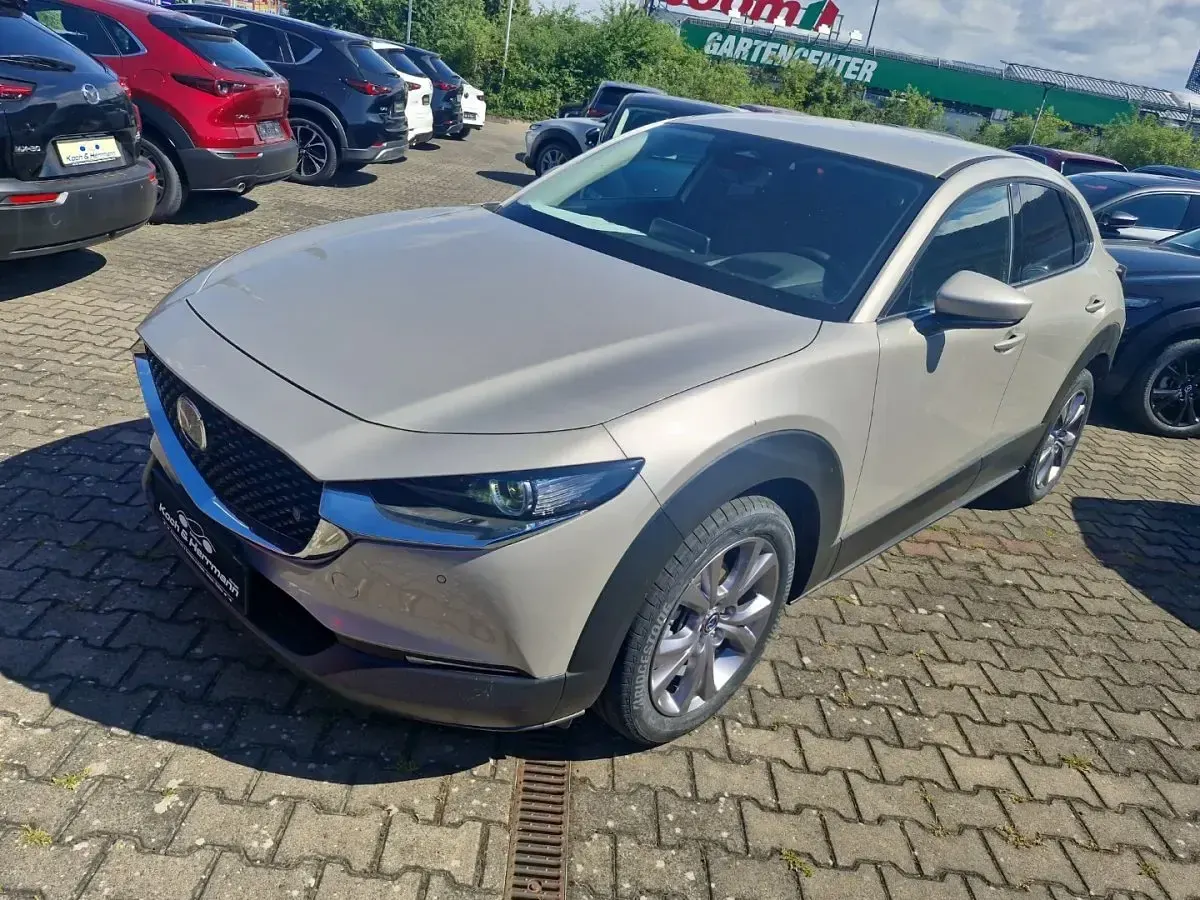 Neu Mazda CX-30 Center-Line 140 PS (102 kW) 2025 Platinum quartz SUV