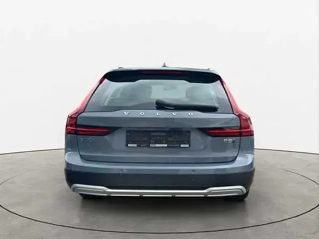 Gebraucht Volvo V90 CC 173 PS (127 kW) 2022 Kombi