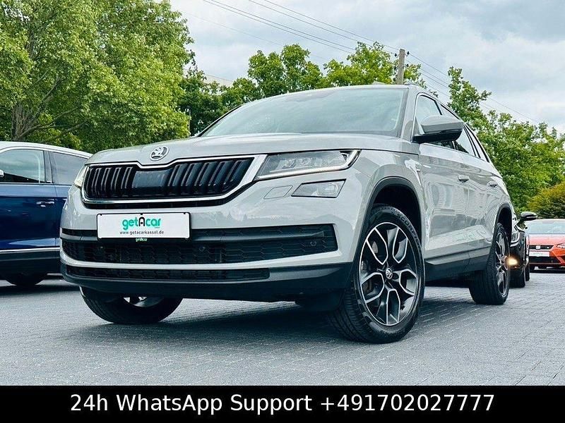 Grau Gebraucht 2021 Skoda Kodiaq Clever SUV | 30.900 € (Guter Preis) - Bild 1/3