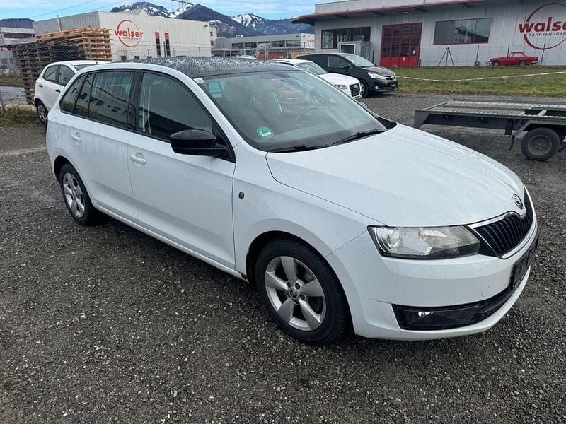 Gebraucht Skoda Rapid 122 PS (89 kW) 2014 Weiß Kleinwagen