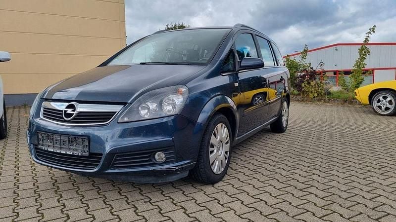 Gebraucht Opel Zafira Edition 140 PS (102 kW) 2007 Van / Kleinbus
