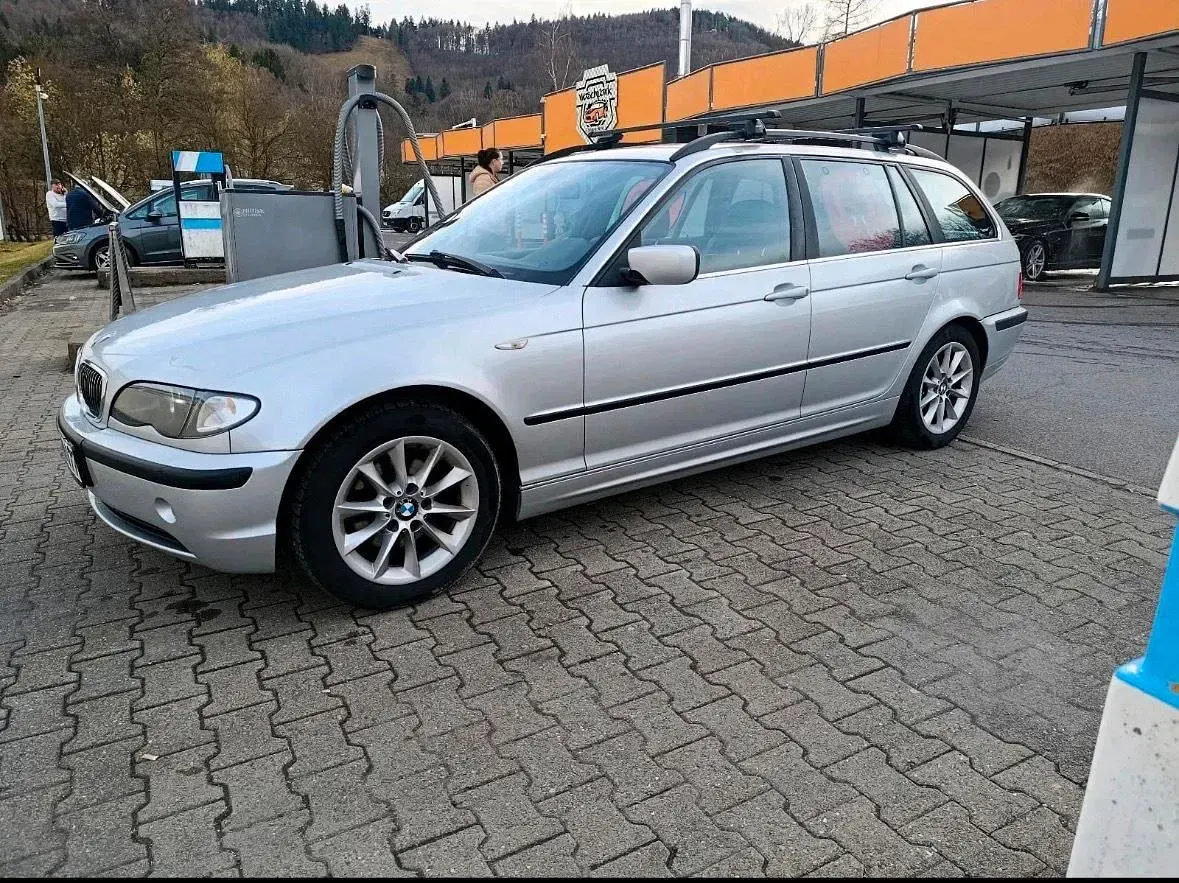Usata BMW 318 143 CV (105 kW) 2004 Grigio Station wagon