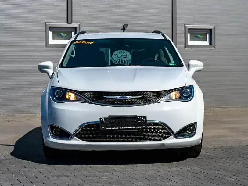 Gebraucht Chrysler Pacifica Touring 291 PS (214 kW) 2019 Weiß Kombi