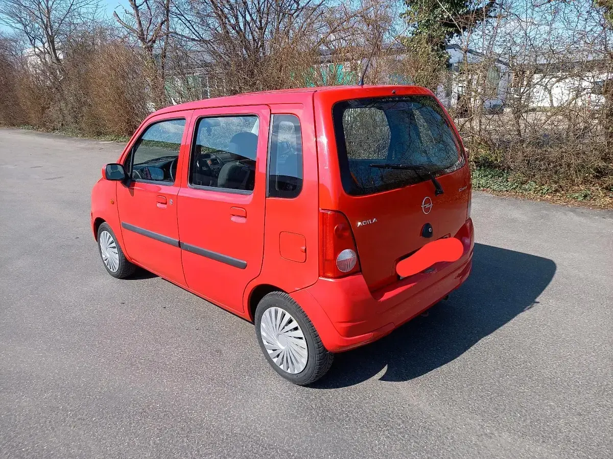 Gebraucht Opel Agila 80 PS (58 kW) 2004 Rot Van / Kleinbus