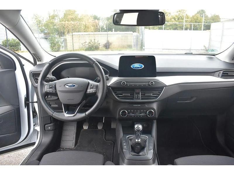 Gebraucht Ford Focus Active 120 PS (88 kW) 2020 Weiß Limousine