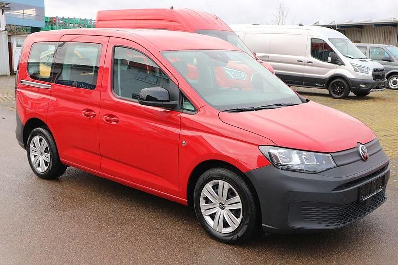 Gebraucht VW Caddy 122 PS (89 kW) 2022 Rot Van / Kleinbus