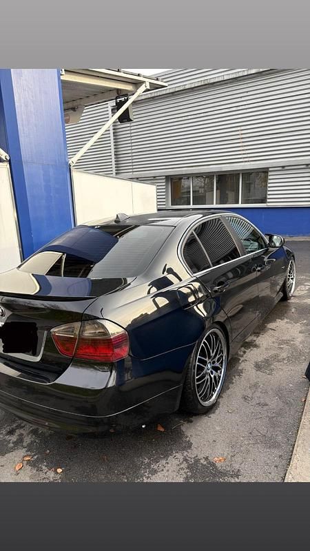 Gebraucht BMW 325 218 PS (160 kW) 2005 Schwarz Limousine