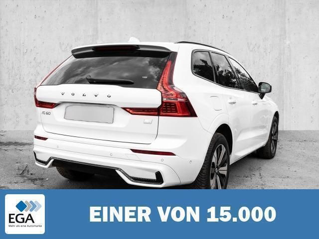 Gebraucht Volvo XC60 Plus 398 PS (292 kW) 2023 Weiß metallic SUV