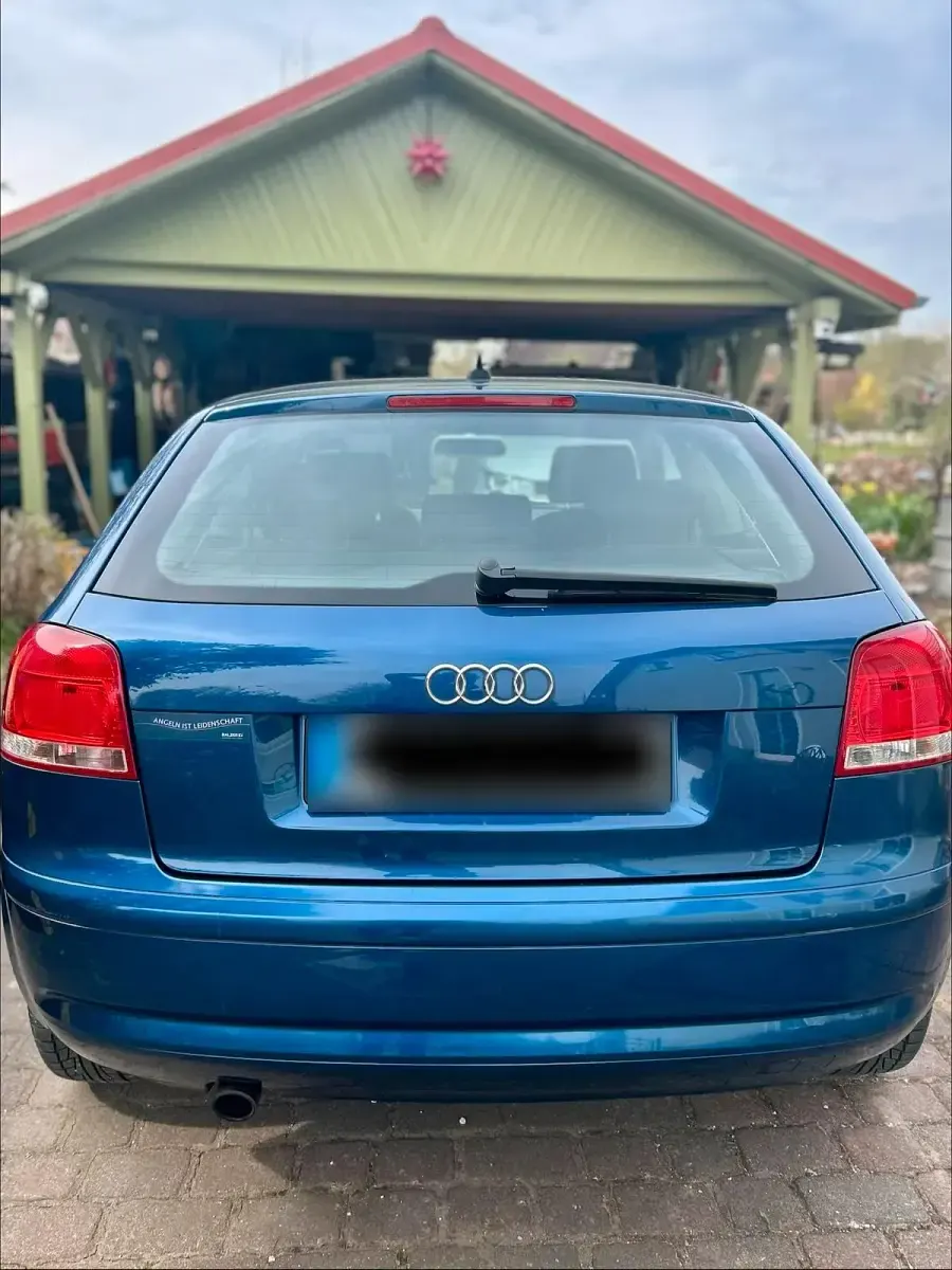 Gebraucht Audi A3 102 PS (75 kW) 2007 Blau Kleinwagen