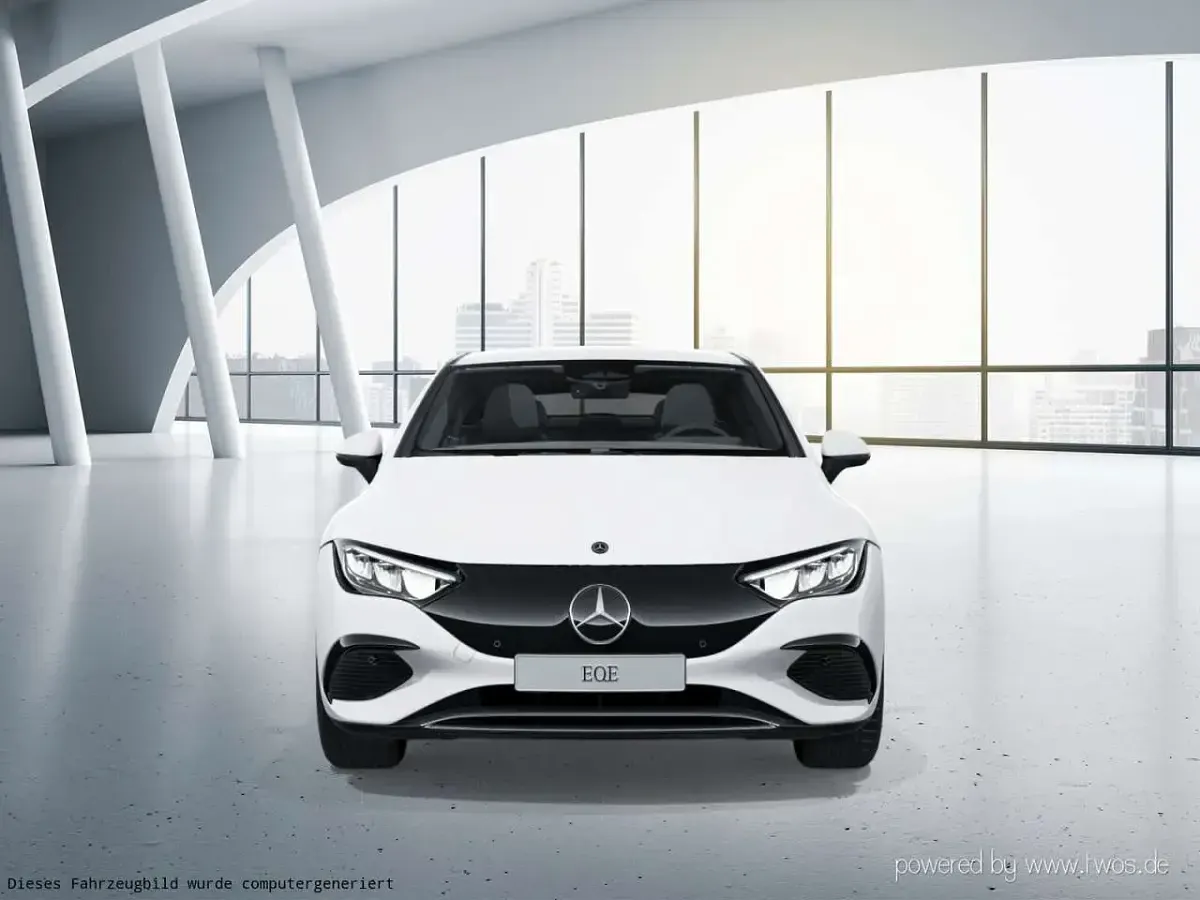Gebraucht Mercedes EQE300 Advanced 194 kW (265 PS) 2025 Unilack polarweiß Limousine