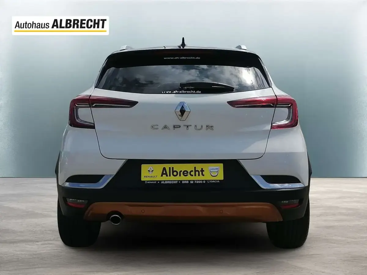 Gebraucht Renault Captur Intens 154 PS (113 kW) 2020 Weiss qnw+schwarz gne SUV