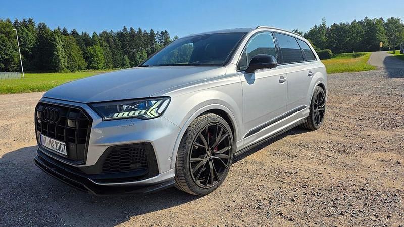 Silber Gebraucht 2019 Audi SQ7 Sport SUV | 65.990 € (Fairer Preis) - Bild 1/4