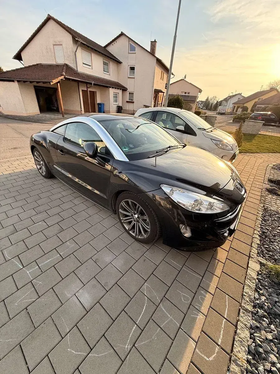 Używany Peugeot RCZ 200 KM (147 kW) 2011 Czarny Coupe