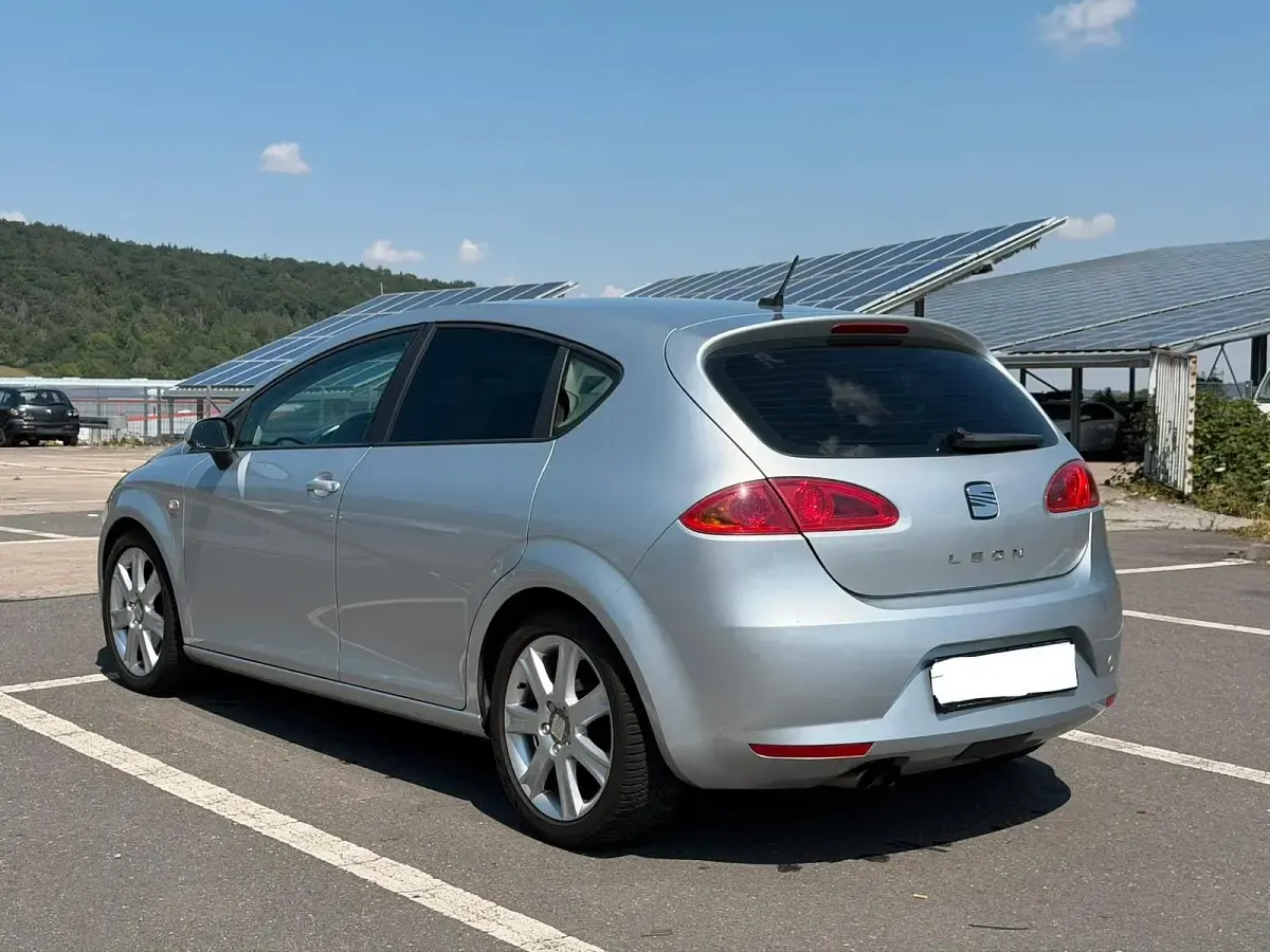 Gebraucht Seat Leon 160 PS (117 kW) 2008 Silber Kleinwagen