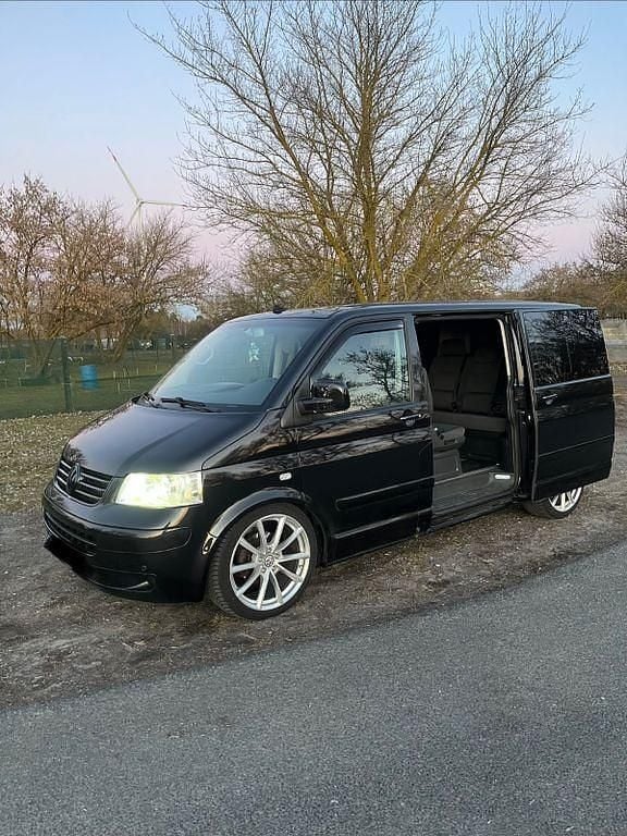 Second-hand VW T5 Edition 131 CP (96 kW) 2006 Negru Van