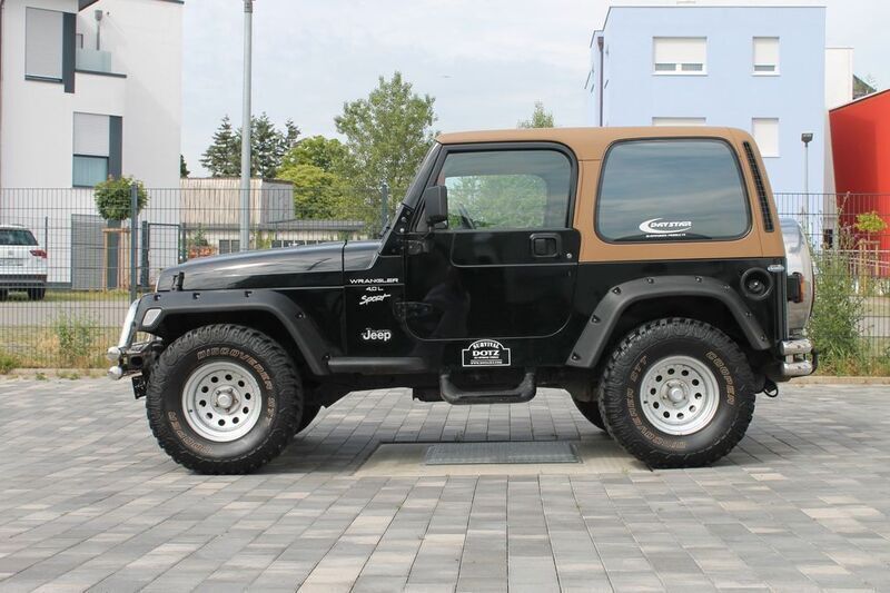 Gebraucht Jeep Wrangler 177 PS (130 kW) 1998 Schwarz SUV